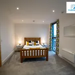 Long Stay Business Apartment By Furnished Accommodation Liverpool - Free Parking - Wifi